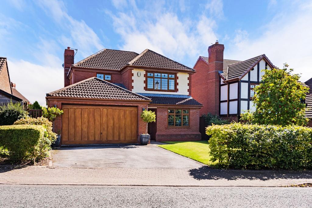 Whitstable Park, Widnes WA8 4 bed detached house £400,000