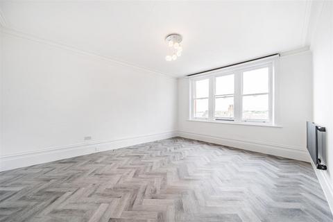 2 bedroom flat for sale, Hilltop Road, West Hampstead, NW6