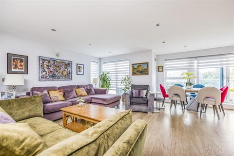 2 bedroom apartment for sale - Boscombe Spa Road, Boscombe, Bournemouth