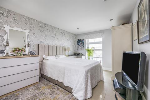 2 bedroom apartment for sale - Boscombe Spa Road, Boscombe, Bournemouth