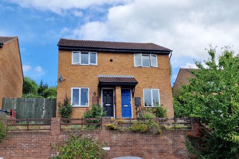 57 Wheelers Walk, Stroud, GL5 4BW