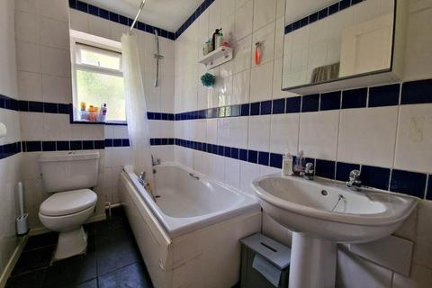 57 Wheelers Walk, Stroud, GL5 4BW