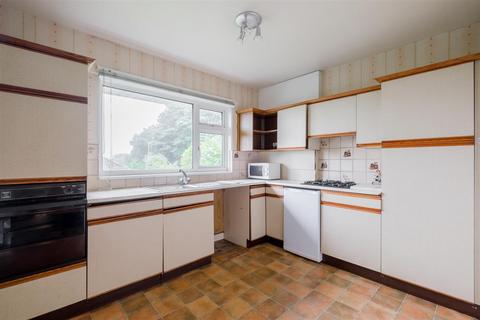 1 Briar Close, Elland, HX5 0NT