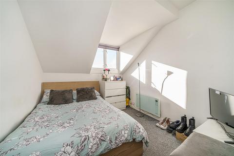 2 bedroom flat for sale, Eldon Park, South Norwood, SE25