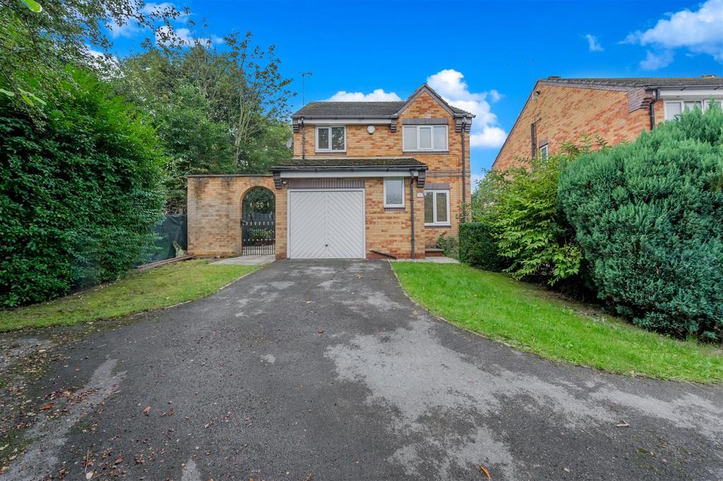 Westvale Mews, Bramley, Leeds 4 bed detached house for sale £349,995