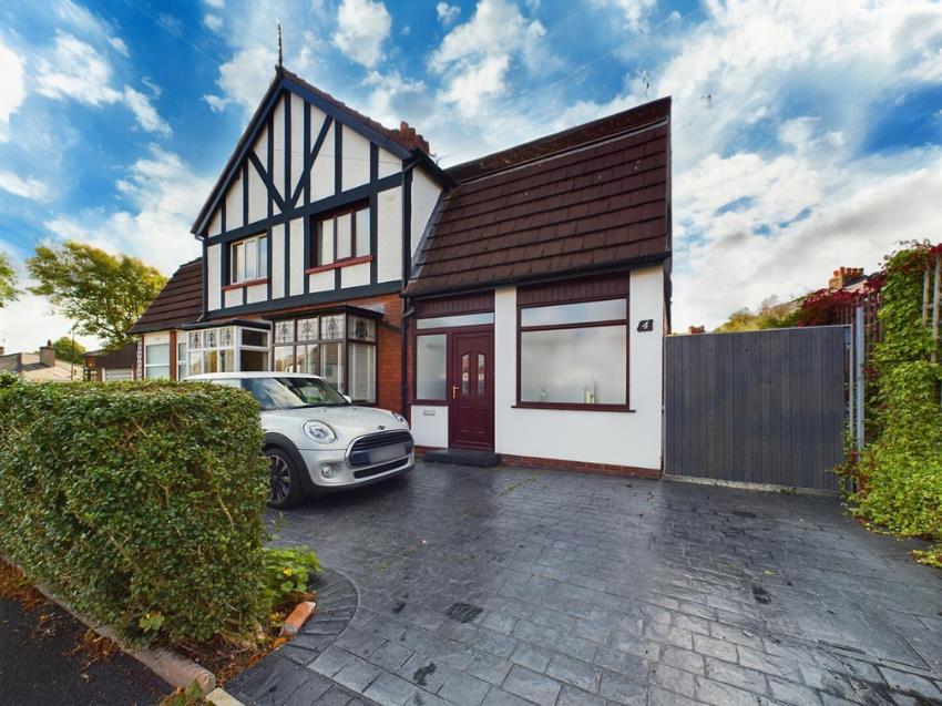 Warwick Avenue, Lancaster 3 bed semidetached house for sale £275,000