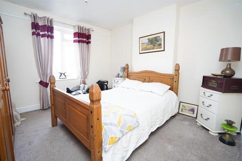 12 Avon Road, Bideford, EX39 4BL