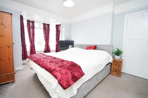 12 Avon Road, Bideford, EX39 4BL