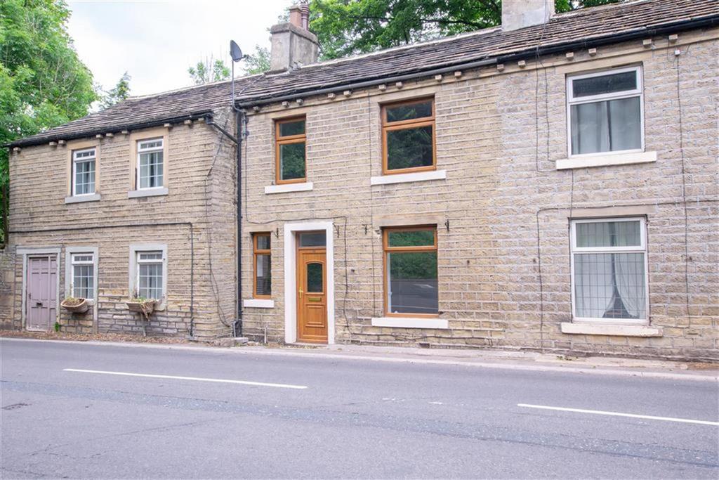 Rochdale Road, Triangle, Halifax, HX6... 2 bed terraced house £650 pcm (£150 pw)