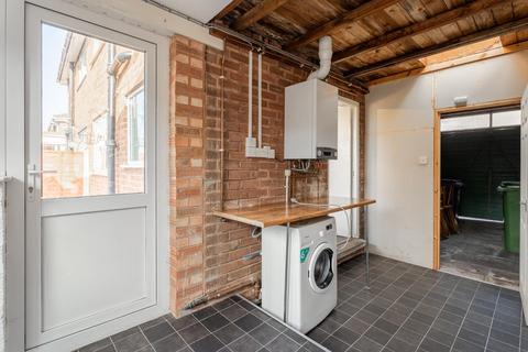 16 Camberley Crescent, Wolverhampton, WV4 6QR