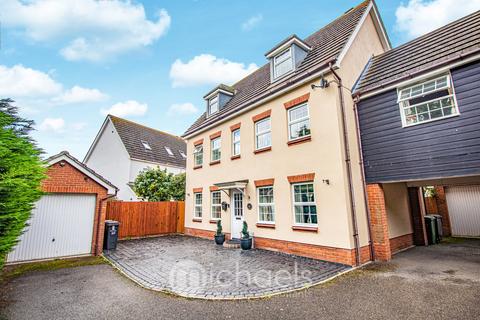 5 bedroom link detached house for sale, Black Bread Close, Braintree, CM7