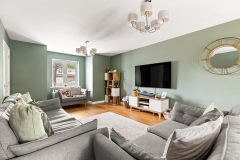 39 Elysium Park Close, Whitfield, Dover, CT16 2FJ