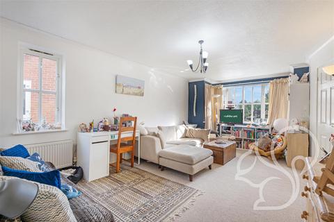 33 Beech Avenue, Halstead, CO9 2TT
