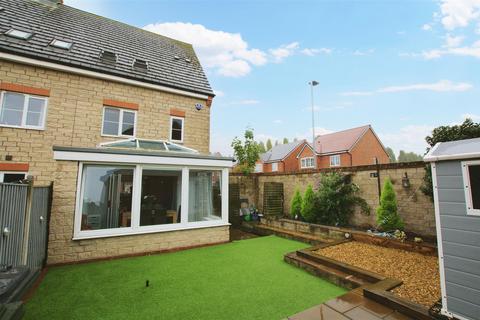 138 Flatts Lane, Calverton, Nottingham, NG14 6PA