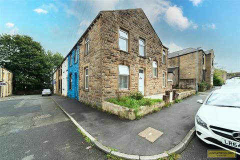 3 bedroom end of terrace house for sale, Clifton Street, Burnley