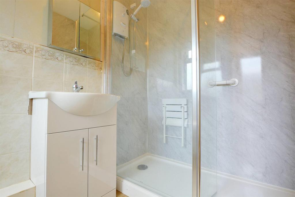 Shower Room 1.jpeg