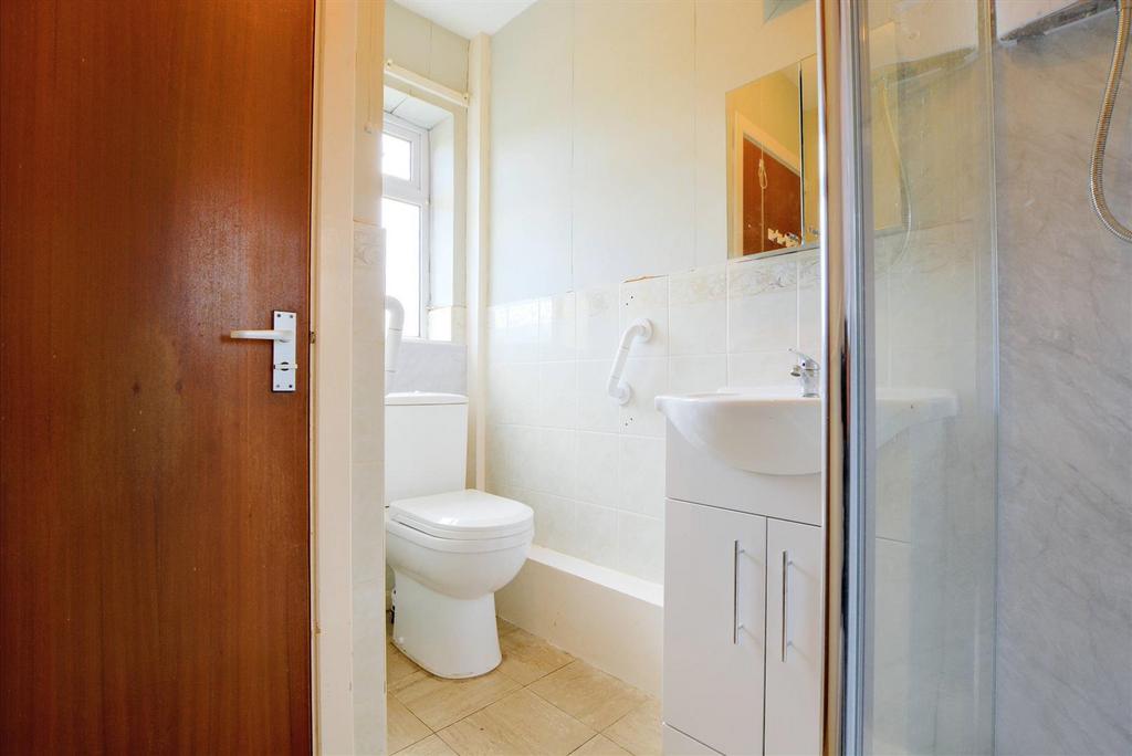 Shower Room 2.jpeg