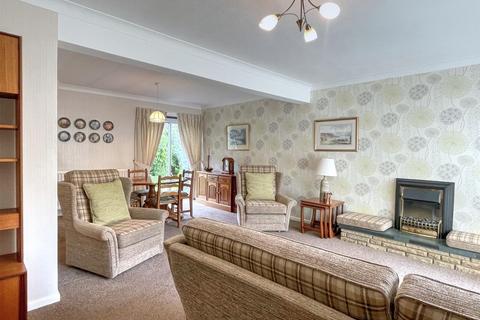 3 bedroom detached house for sale - Simonside Close, Morpeth