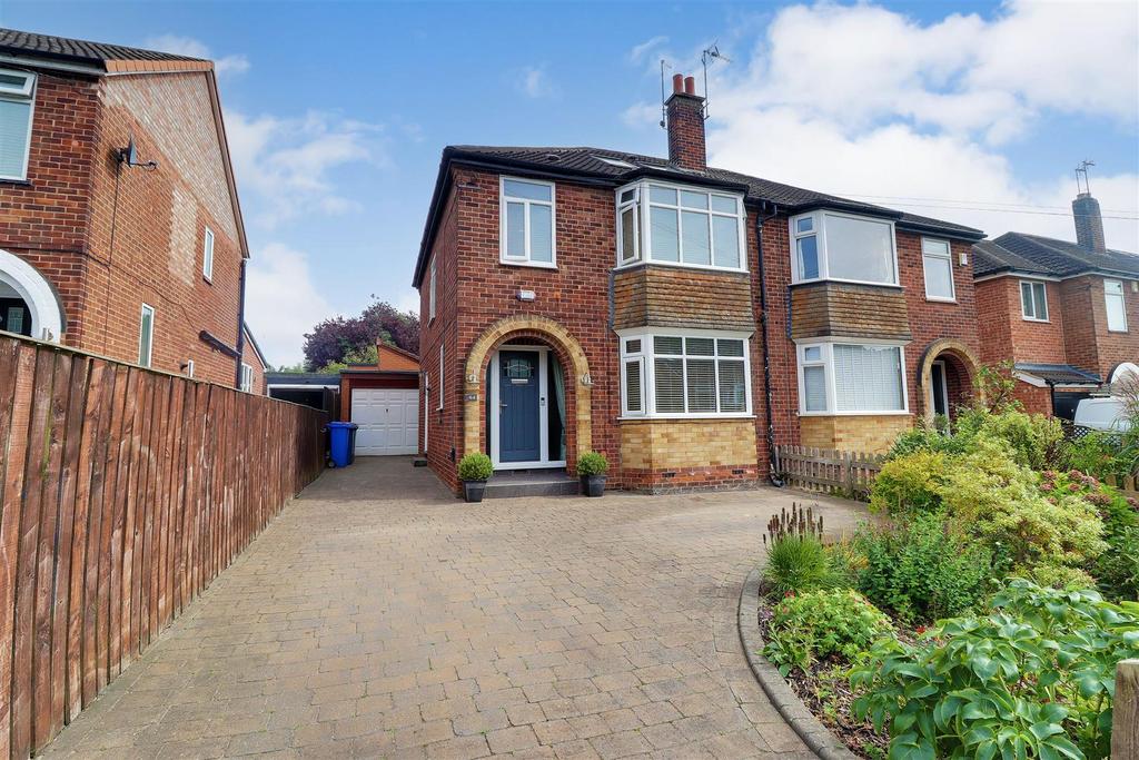 Riverview Avenue, North Ferriby 4 bed semidetached house for sale £