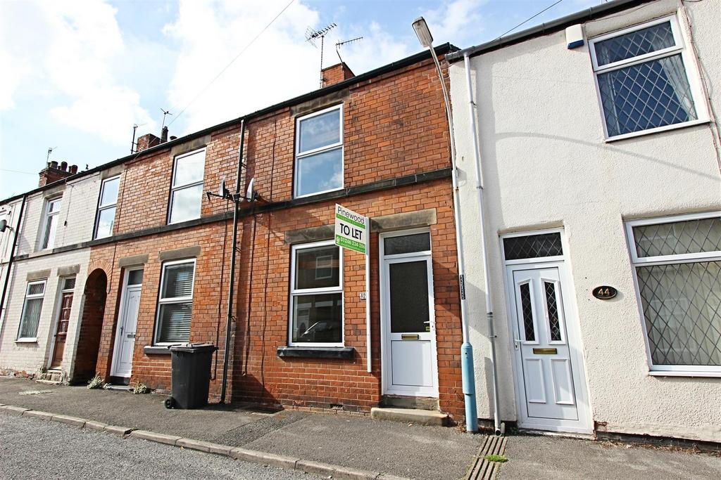 New Hall Road, Chesterfield S40 2 bed terraced house £525 pcm (£121 pw)