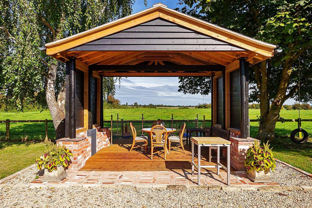 Bespoke Seating Area.jpg