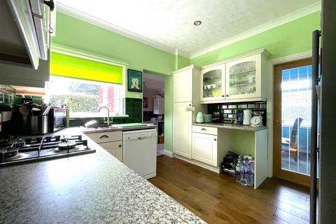 56 Greenacre Park, Hornsea, HU18 1UW