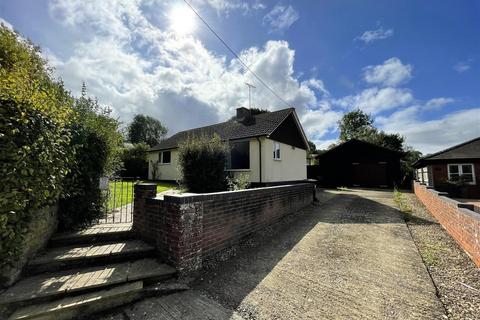 2 bedroom detached bungalow for sale - The Green, Great Cheverell, Devizes