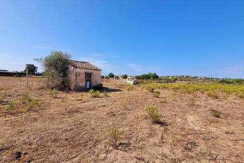 Land, Lagoa,  Algarve