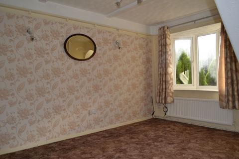 2 bedroom end of terrace house to rent, Hamsterly Park, Southfields, Northampton NN3 5DX