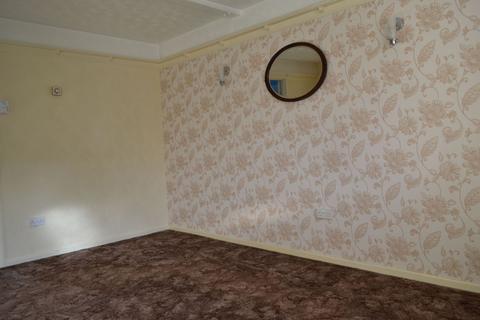 2 bedroom end of terrace house to rent, Hamsterly Park, Southfields, Northampton NN3 5DX