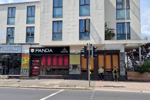 Retail property (high street) to rent, Brighton BN2