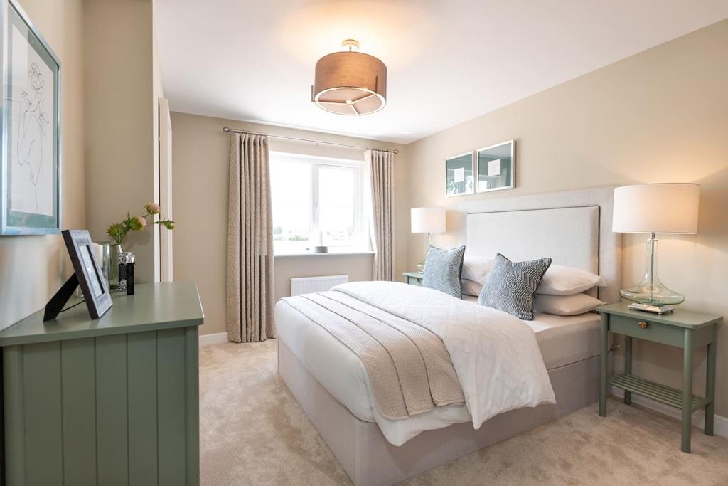 King-size bedroom with lots of storage space