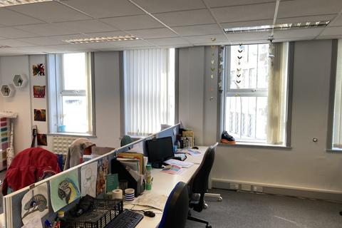 Office to rent, Brighton BN1