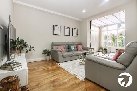 3 bedroom maisonette for sale - Westhorne Avenue, London, SE9