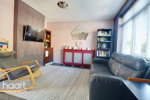 53 Sedgefield Crescent, Romford, RM3 9RR