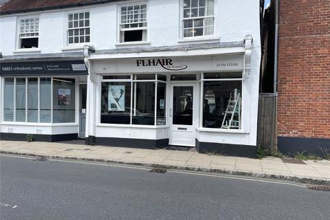 Retail property (high street) to rent - The Hundred, Romsey, Hampshire, SO51