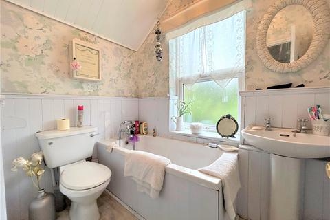 20 Catherine Road, Romford, RM2 5SA