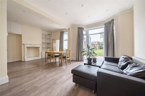 4 bedroom semi-detached house for sale - Bourne Hill, Palmers Green, London, N13