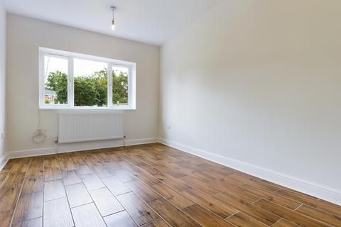 4 bedroom semi-detached house to rent - Aberdale Road, Leicester, LE2