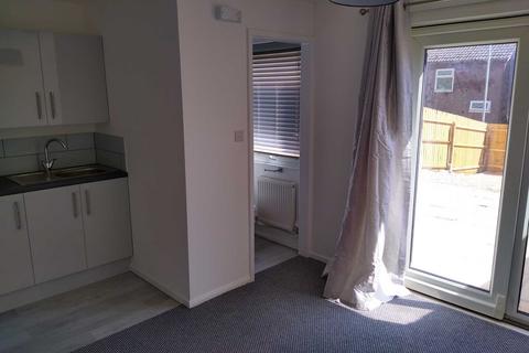 Studio to rent, Arbour View Court, Northampton NN3