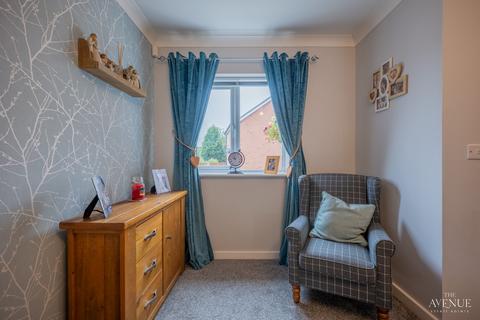 8 Riven Rise, Birmingham, B43 7AW