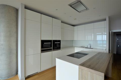 3 bedroom apartment to rent, Terrace Road, Bournemouth, Dorset, BH2