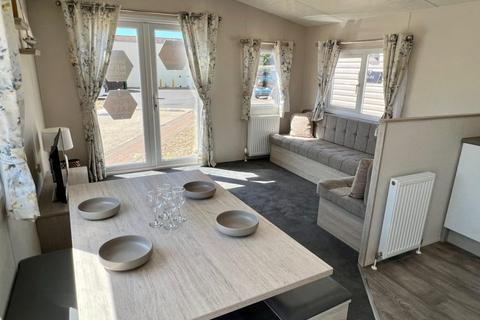 3 bedroom static caravan for sale, Hayling Island Holiday Park