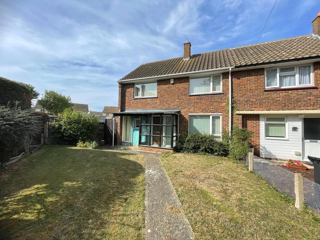 Codrington Gardens, Gravesend, Kent, DA12 3 bed end of terrace house