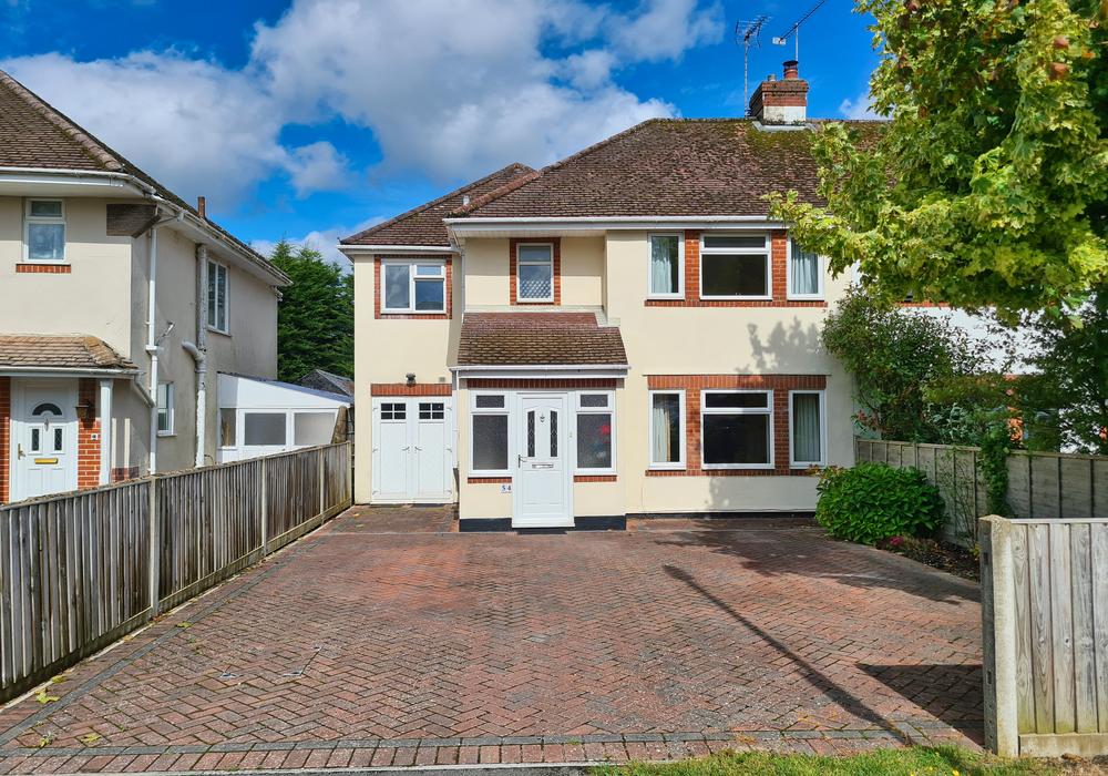 Culford Avenue, Totton SO40 4 bed semidetached house for sale £450,000