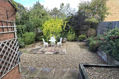 Penquite Green Way, Brockworth, Gloucester, GL3 4NN
