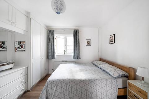 1 bedroom flat for sale, Lorne Close, St John's Wood, London, NW8