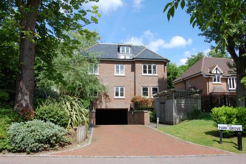 2 bedroom ground floor flat for sale, Beaconsfield HP9