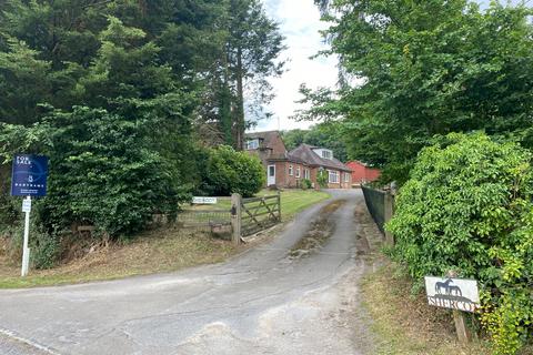 6 bedroom equestrian property for sale, Rignall Road, Great Missenden HP16
