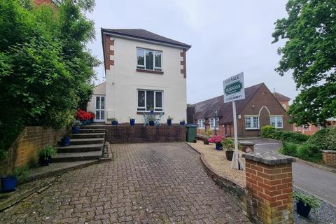 3 bedroom detached house for sale, FUNTLEY HILL, FUNTLEY